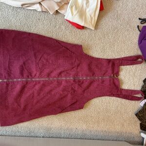 Burgundy Sleeveless Dress with Zipper